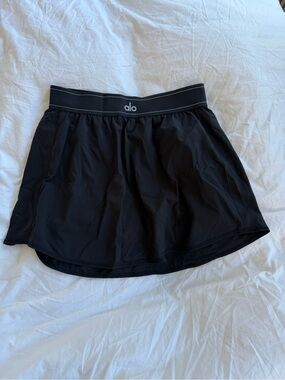 ALO Yoga Black Circle Skater Skirt